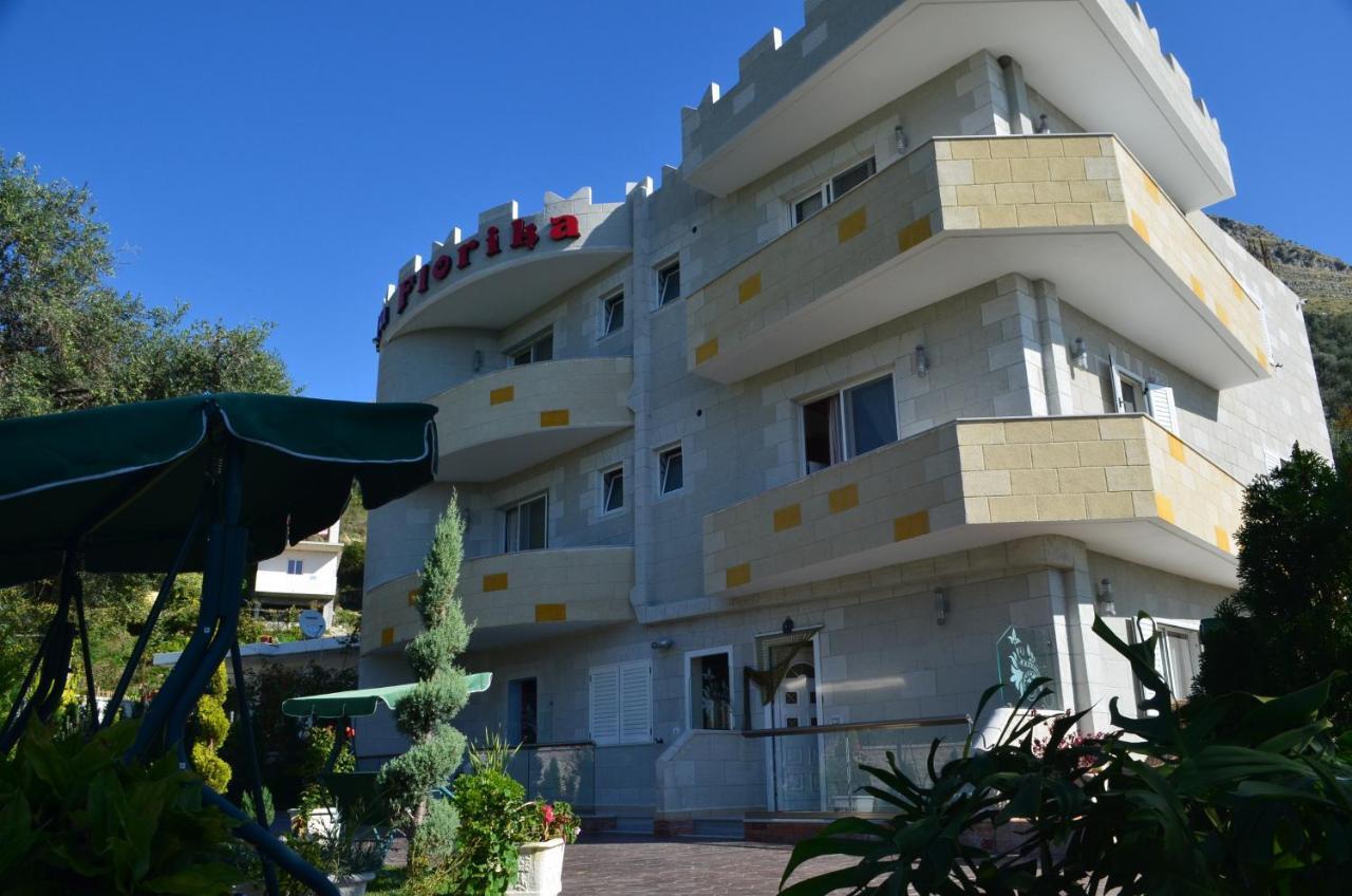 Vila Florika Hotel Borsh Exteriör bild